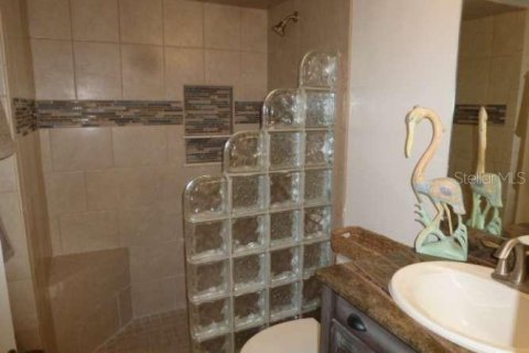Снять в аренду кондоминиум в Редингтон-Шорс, Флорида 8 комнат, 95.22м2, № 1724642 - фото 10