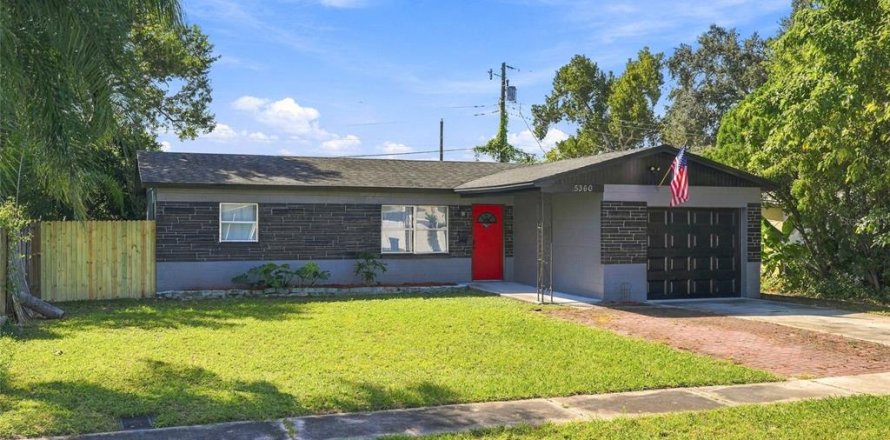 Villa ou maison à Pinellas Park, Floride 3 chambres, 89.46 m2 № 2436942