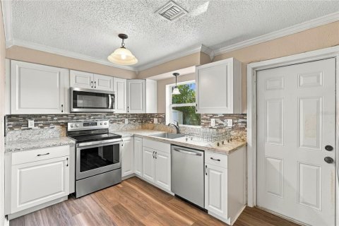 Villa ou maison à vendre à Pinellas Park, Floride: 3 chambres, 89.46 m2 № 2436942 - photo 8