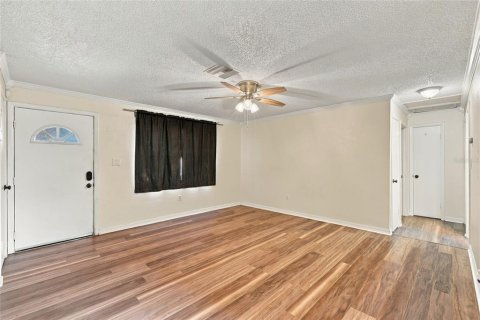 Villa ou maison à vendre à Pinellas Park, Floride: 3 chambres, 89.46 m2 № 2436942 - photo 5