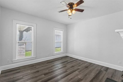 Villa ou maison à vendre à Lakeland, Floride: 5 chambres, 214.79 m2 № 2419872 - photo 18