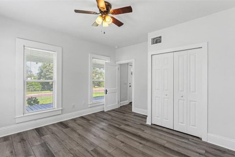 Villa ou maison à vendre à Lakeland, Floride: 5 chambres, 214.79 m2 № 2419872 - photo 22