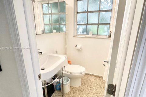 Copropriété à louer à Miami Beach, Floride: 1 chambre, 45.8 m2 № 2042535 - photo 15