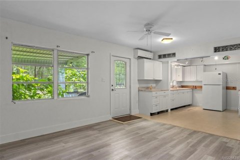Casa en venta en Homosassa, Florida, 2 dormitorios, 98.1 m2 № 1826374 - foto 5