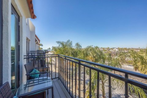 Condo in Boca Grande, Florida, 2 bedrooms  № 1910240 - photo 27