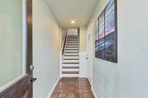 Condo in Boca Grande, Florida, 2 bedrooms  № 1910240 - photo 12