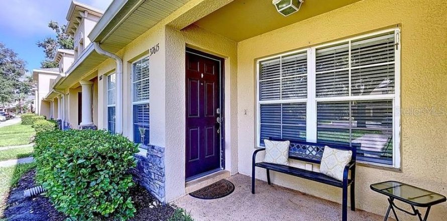 Townhouse in Zephyrhills, Florida 3 bedrooms, 145.02 sq.m. № 1866299