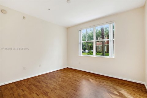 Copropriété à louer à Miramar, Floride: 1 chambre, 67.17 m2 № 1986169 - photo 7