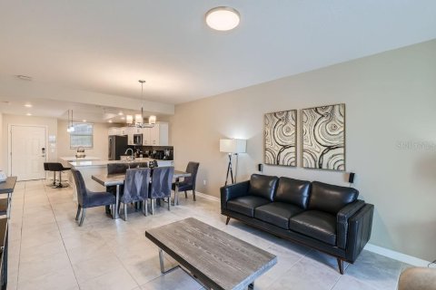 Condo in Kissimmee, Florida, 2 bedrooms  № 1681622 - photo 3