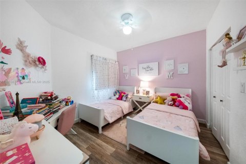 Villa ou maison à vendre à Cutler Bay, Floride: 4 chambres, 225.66 m2 № 1987282 - photo 18