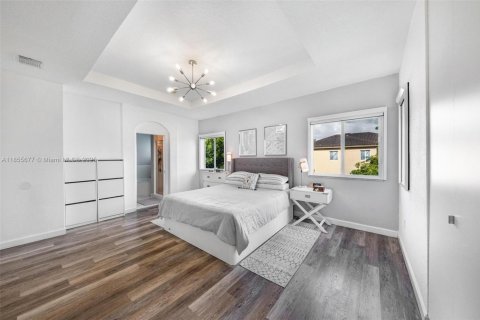 Villa ou maison à vendre à Cutler Bay, Floride: 4 chambres, 225.66 m2 № 1987282 - photo 14