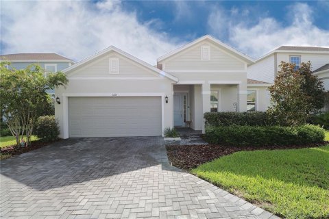 House in Haines City, Florida 3 bedrooms, 184.23 sq.m. № 1847548 - photo 1