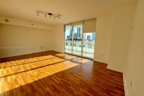 Condo in Miami, Florida  № 2052757 - photo 7