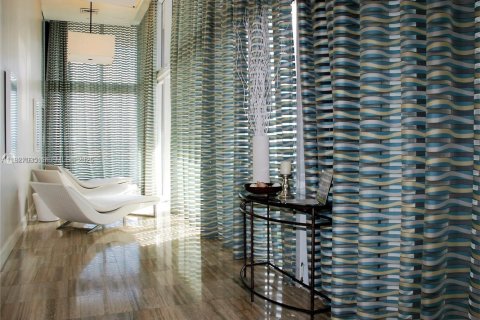 Condo in Miami, Florida  № 2052757 - photo 30