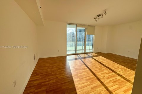 Condo in Miami, Florida  № 2052757 - photo 5