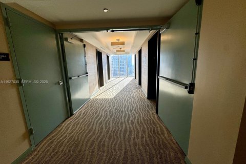 Condo in Miami, Florida  № 2052757 - photo 22