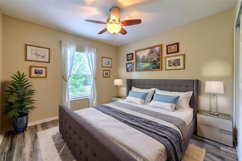 Townhouse in Valrico, Florida 3 bedrooms, 160.91 sq.m. № 1795363 - photo 14