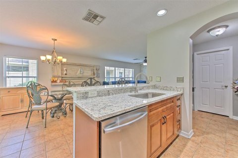 Townhouse in Valrico, Florida 3 bedrooms, 160.91 sq.m. № 1795363 - photo 5