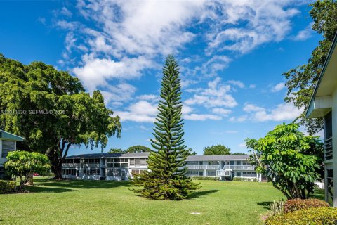 Condominio en venta en Deerfield Beach, Florida, 1 dormitorio, 54.35 m2 № 2075288 - foto 13