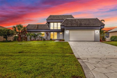 Villa ou maison à Punta Gorda, Floride 3 chambres, 210.61 m2 № 2324601