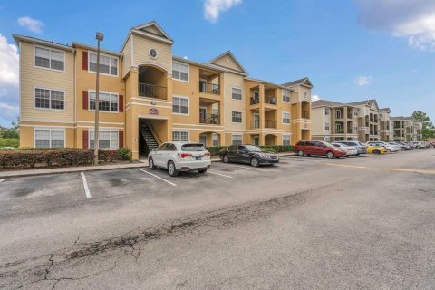 Condo in Orlando, Florida, 1 bedroom  № 1631123 - photo 1