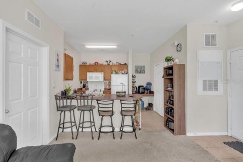 Condo in Orlando, Florida, 1 bedroom  № 1631123 - photo 7