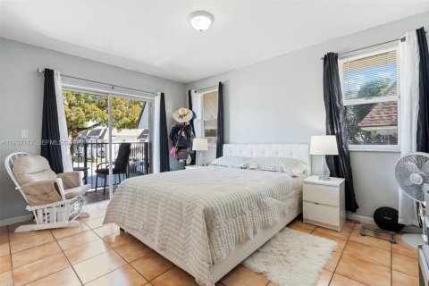 Снять в аренду кондоминиум в Майами, Флорида 2 спальни, 75.25м2, № 1990594 - фото 14