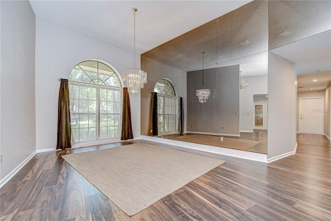 Casa en venta en Lutz, Florida, 4 dormitorios, 328.32 m2 № 1747058 - foto 10