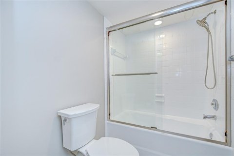 Casa en venta en Lutz, Florida, 4 dormitorios, 328.32 m2 № 1747058 - foto 24