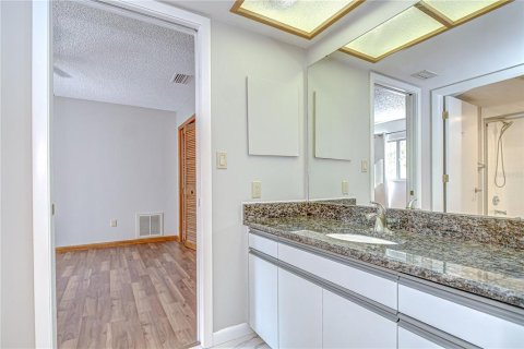 Casa en venta en Lutz, Florida, 4 dormitorios, 328.32 m2 № 1747058 - foto 25