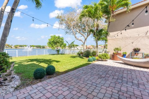 Villa ou maison à vendre à West Palm Beach, Floride: 3 chambres, 166.85 m2 № 2077678 - photo 11