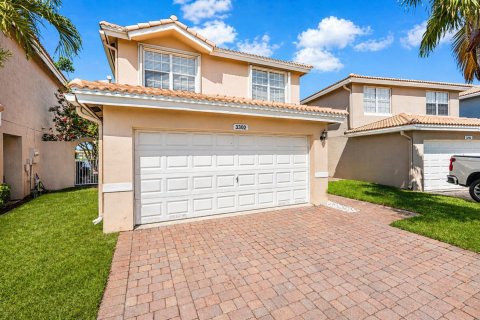 Villa ou maison à vendre à West Palm Beach, Floride: 3 chambres, 166.85 m2 № 2077678 - photo 3