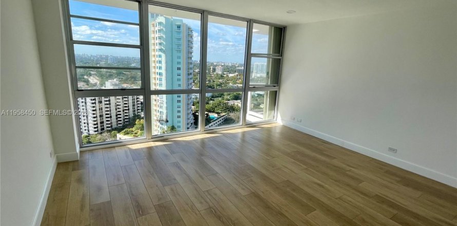 Condo à Miami, Floride, 2 chambres  № 2021107