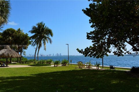 Copropriété à louer à Miami, Floride: 2 chambres, 124.86 m2 № 2021107 - photo 19