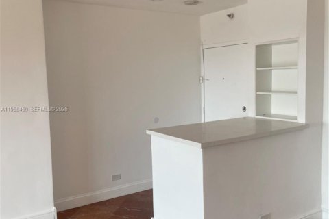 Copropriété à louer à Miami, Floride: 2 chambres, 124.86 m2 № 2021107 - photo 21