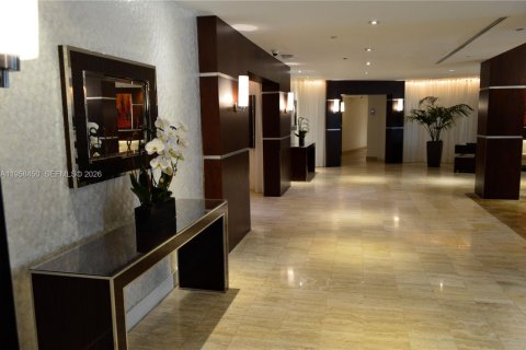 Copropriété à louer à Miami, Floride: 2 chambres, 124.86 m2 № 2021107 - photo 4