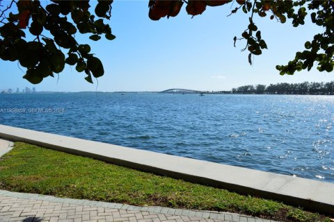 Copropriété à louer à Miami, Floride: 2 chambres, 124.86 m2 № 2021107 - photo 20