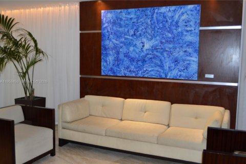 Copropriété à louer à Miami, Floride: 2 chambres, 124.86 m2 № 2021107 - photo 16