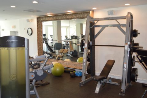 Copropriété à louer à Miami, Floride: 2 chambres, 124.86 m2 № 2021107 - photo 9