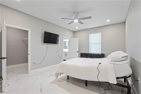 House in Clearwater, Florida 2 bedrooms, 117.8 sq.m. № 2216180 - photo 9