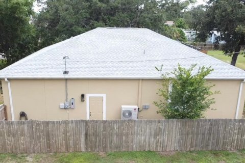 House in Clearwater, Florida 2 bedrooms, 117.8 sq.m. № 2216180 - photo 2