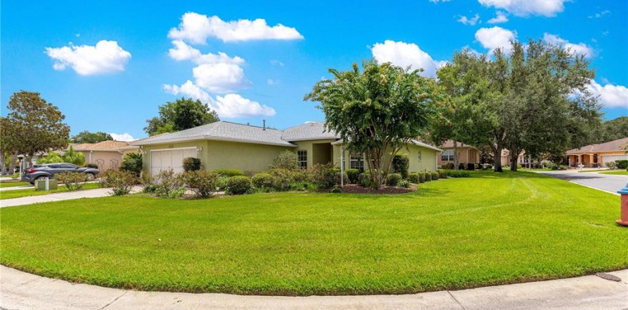 Casa en Ocala, Florida 3 dormitorios, 146.41 m2 № 1837695