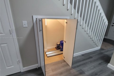 Copropriété à vendre à Miami, Floride: 1 chambre, 58.25 m2 № 1967405 - photo 7