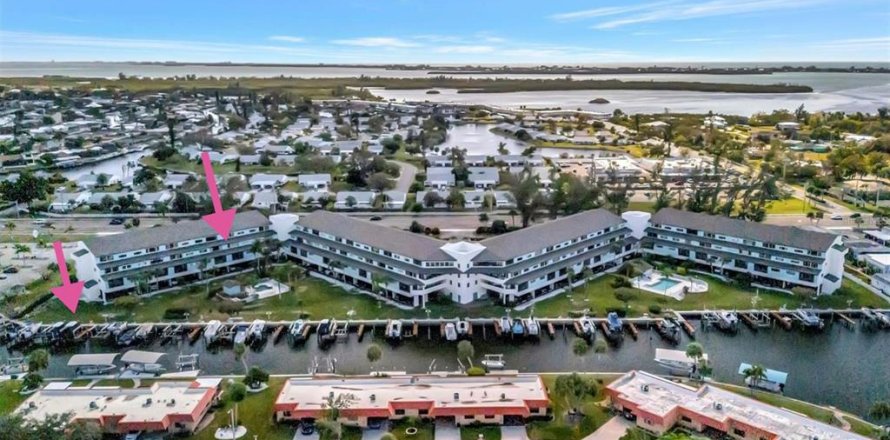 Condo à Bradenton, Floride, 2 chambres  № 2284586