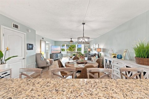 Copropriété à louer à Bradenton, Floride: 2 chambres, 132.11 m2 № 2284586 - photo 16