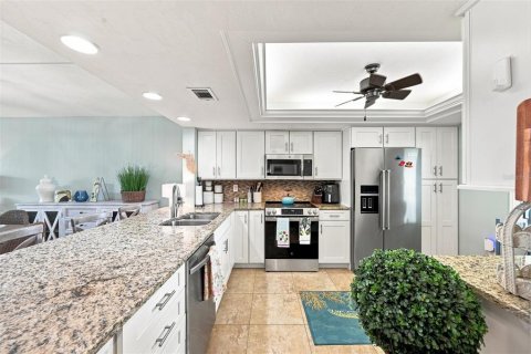Copropriété à louer à Bradenton, Floride: 2 chambres, 132.11 m2 № 2284586 - photo 10