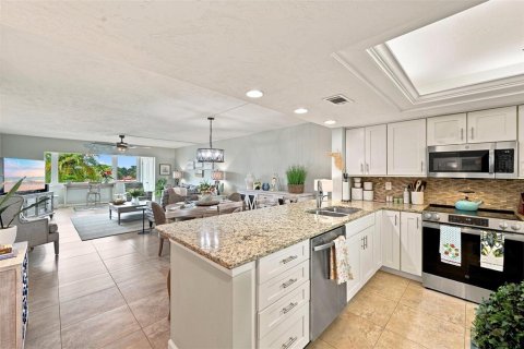 Copropriété à louer à Bradenton, Floride: 2 chambres, 132.11 m2 № 2284586 - photo 8