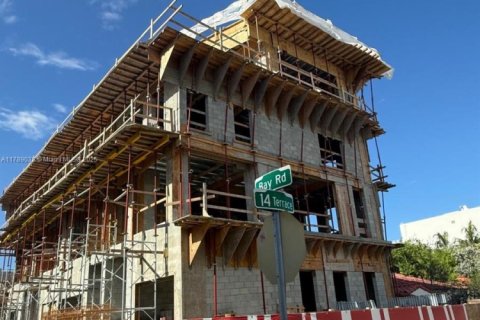 Купить таунхаус в Майами-Бич, Флорида 3 спальни, № 1940777 - фото 8