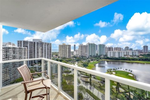 Condo in Aventura, Florida, 2 bedrooms  № 1845929 - photo 7