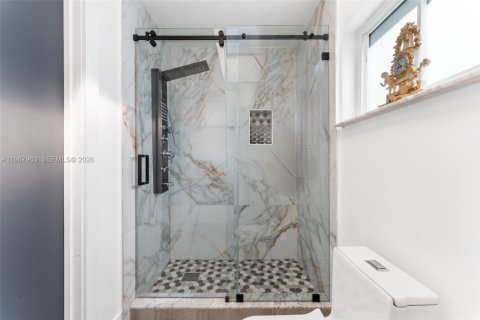 Casa en venta en Homestead, Florida, 5 dormitorios, 163.6 m2 № 2029204 - foto 19